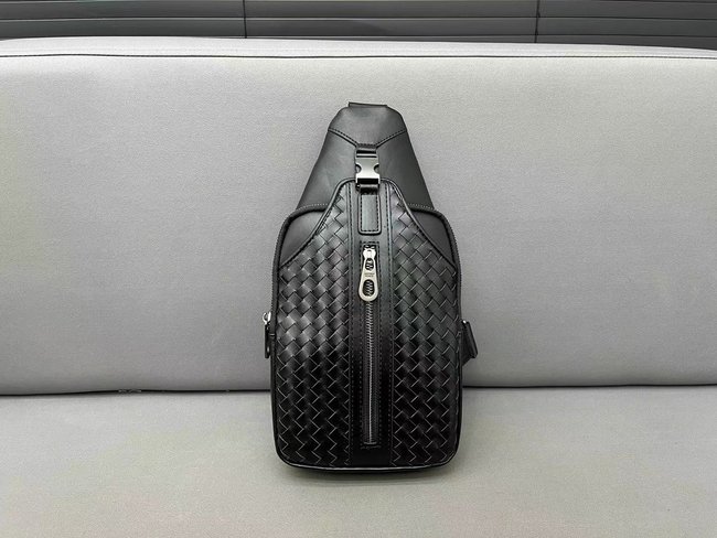 Bottega Veneta Handwoven Men S Chest Bag 