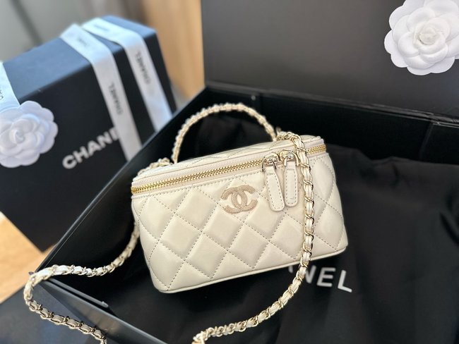 Chanel New Box Bag 