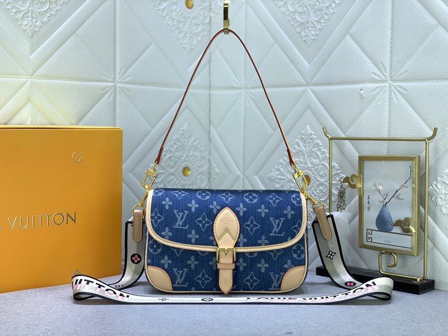 Louis Vuitton Diane Handbag Code: M45985