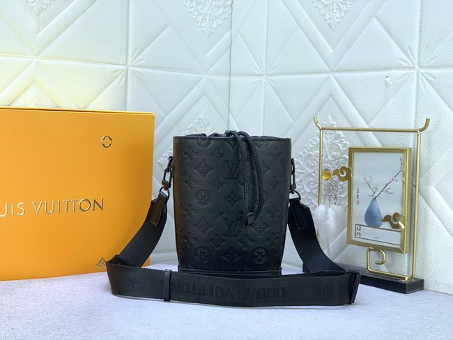 Louis Vuitton Noé Shoulder Bag Code: M82248