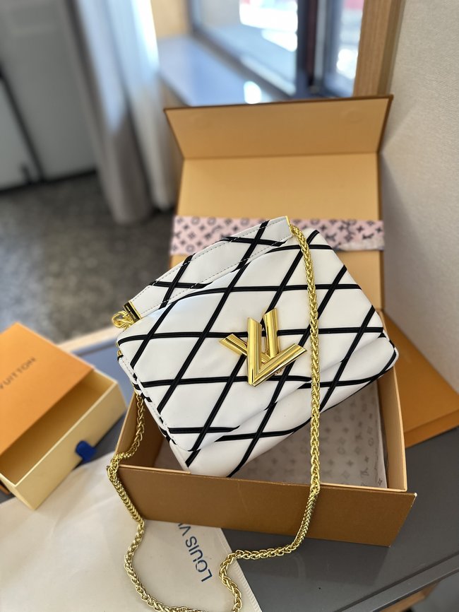 Louis Vuitton Diamond Chain Bag 