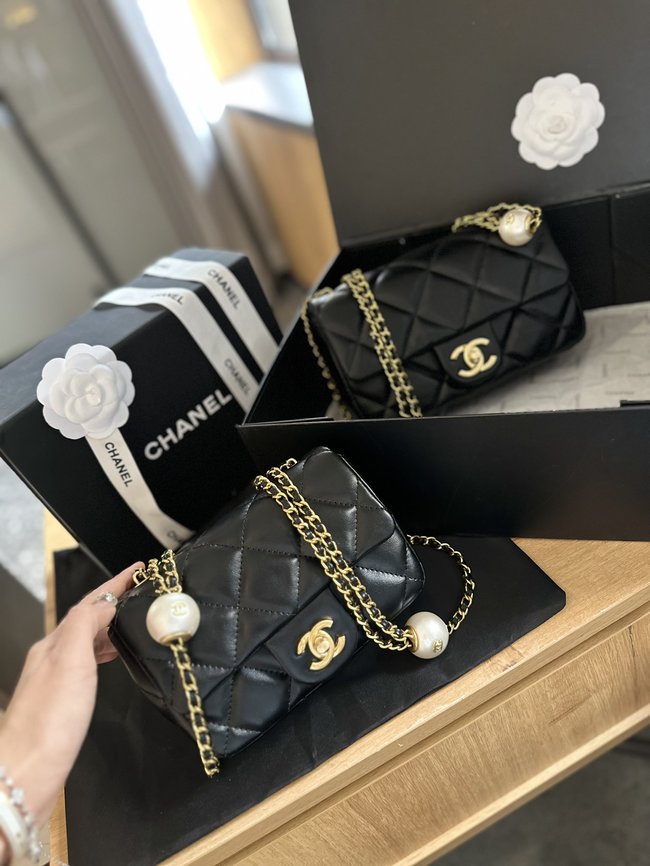 Chanel Premium Sheepskin Pattern Crossbody Bag 