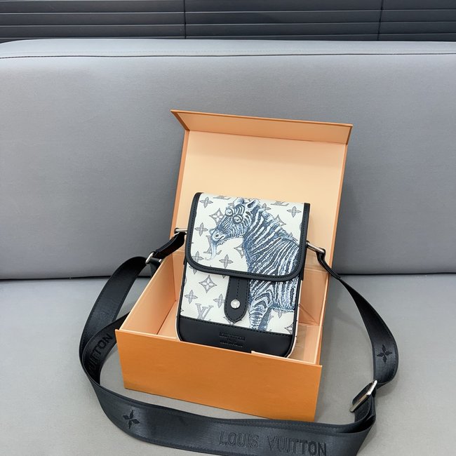 Louis Vuitton Messenger Zoo Series Mobile Phone Bag 