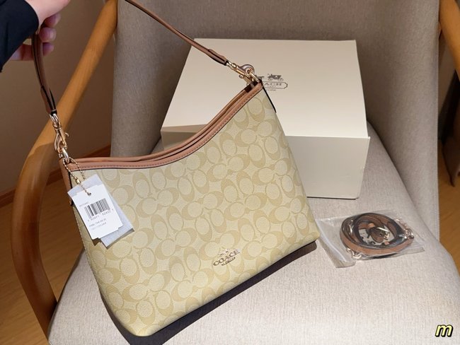 Coach Laurel Underarm Bag 