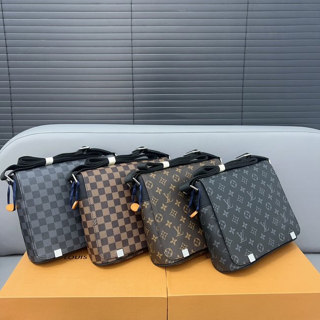 Louis Vuitton District Flap Messenger Bag Code: N41028